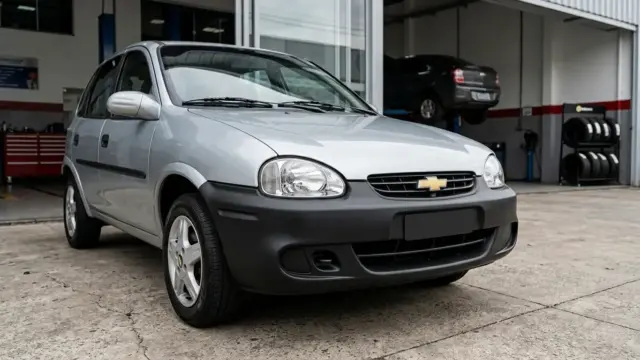 Parachoque Dianteiro + Grade Corsa 1995 a 2009 é Bom? Review Completo e Vale a Pena?