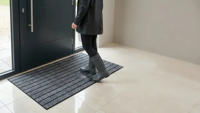 Tapete Duo Dias de Chuva Secante 120×60 é Bom? Review Completo e Vale a Pena?